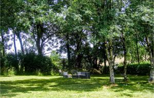 Maisons de vacances Pet Friendly Home In Scill With Heated Swimming Pool : photos des chambres