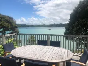 Bay View Bach - Te Akau