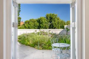 Isola Bella Guest House