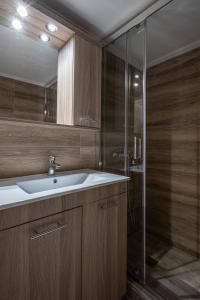 Athens Gift, only 300m from Acropolis Museum