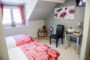 Hotels Logis Le Saint Hubert : photos des chambres