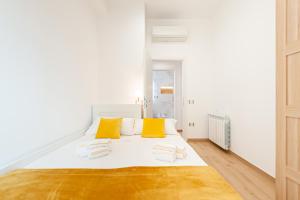 Victoria's new apartment img30