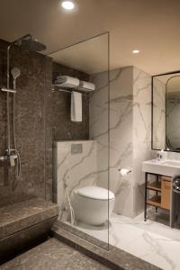 Classic Room with 1 queen-size bed