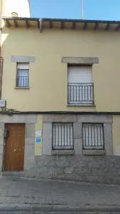 Villa Moreno Vivienda uso turístico - Tornadizos de Ávila