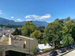Studio lumineux en Centre Ville avec vue sur la Dent du Chat