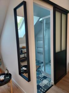 B&B / Chambres d'hotes En pleine campagne, proche du Mans - chambre d'hotes : photos des chambres
