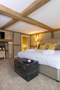 Family Room room in The Queen's Inn