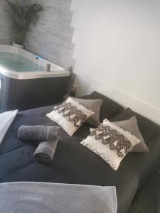 B&B / Chambres d'hotes Jacuhomespa13 : photos des chambres