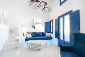 Blue White Residence