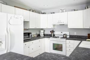 Bissell Creek Woodside Cottage