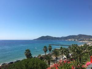 Appartements Cannes Terrace Beach Front & Sea view : photos des chambres