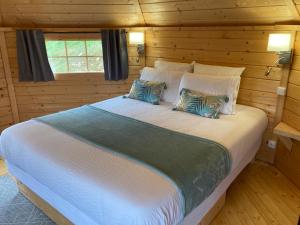 Lodges Aux Kotas Finland'Ain : photos des chambres