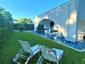 Luxury Villa just 50 mt from the beach