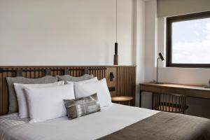 Junior Suite with Garden View room in The Olivar Suites