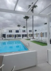 Atlantic View 2B 2 Bedroom Ground Floor, Complex featured on a place in the sun - Conil