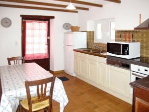 Maisons de vacances Holiday Home Les Sapins - CZN112 by Interhome : photos des chambres