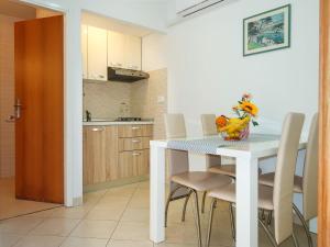 Apartment Klaudija by Interhome 