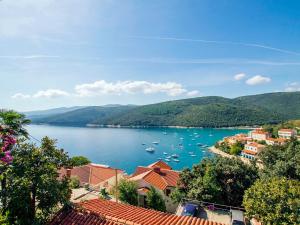 Apartment Klaudija by Interhome