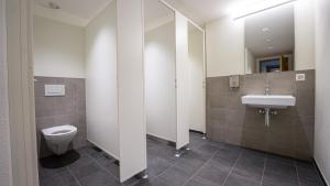 Quadruple Room with Shared Bathroom - incl. Pool Access room in wellnessHostel3000