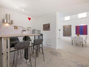 Villa Studio Gallery Bura by Interhome