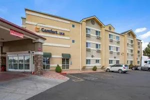 Comfort Inn Flagstaff Lucky Lane I-40 - 温斯洛