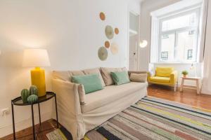 135 A - Stay in Tranquil Flat in Alfama near Sé and Castle