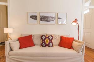 Alfama Renovated Charming Historic Flat near Baixa