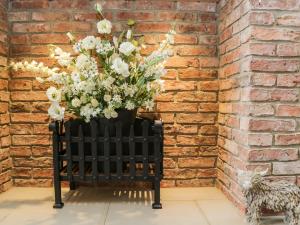 Abbey View Cottage at Broadings Farm