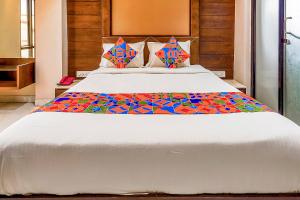FabHotel Eros 211 - Nr Sreebhumi