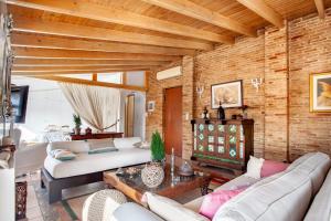 Σοφίτα Μοναδικής Αύρας με Θέα & BBQ