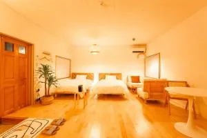 Sunnyside - Sarahama