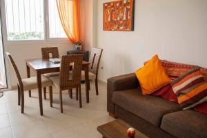 2 Bed Penthouse with large solarium and sea views