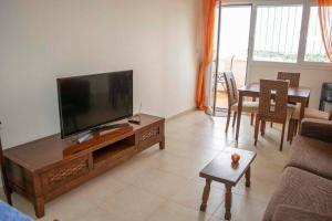 2 Bed Penthouse with large solarium and sea views