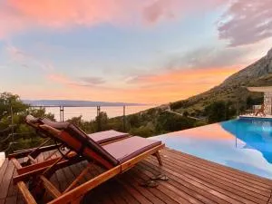 Villa FORTE-Exclusive location with fantastic seaview & infinity pool - up to 8 Pax - Kutleša