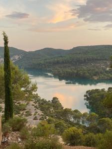 Maisons de vacances Jolie maison de village, a 2 min a pied du lac d'Esparron de Verdon : photos des chambres