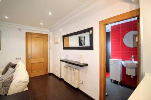 NUEVO 8 minutos ayuntamiento, 10 catedral, WIFI