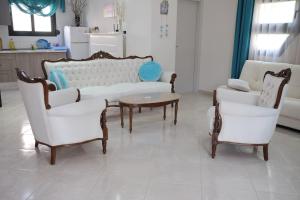 Irenes Apartment