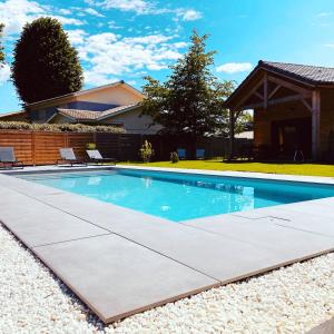Chalets CHALET MONTANA - AU COTTAGE DU MEDOC - Proche de BORDEAUX : photos des chambres
