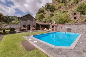 Casa da Pedra by Amazing Madeira - Faial