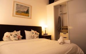 One Love Terrace Apartment