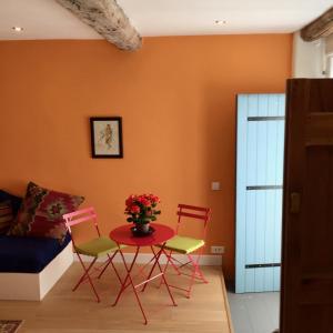 Appartements Charming Apartment in the heart of Valbonne Village : photos des chambres