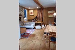 Schöne Ferienwohnung mit Kamin