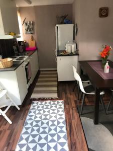 Vacker hus i naturen