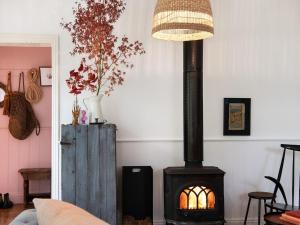 Wombat Hill Cottage- central Daylesford retreat