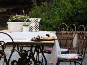 Dunroman - modern comfort, old world charm