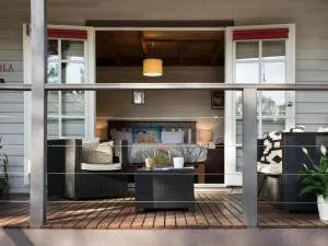 Viola - Hepburn Springs