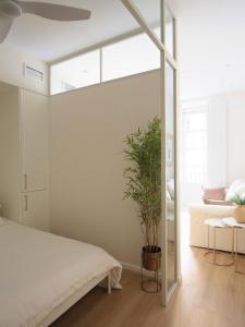 STAYLISH STUDIO APARTMENT IN MALASANA