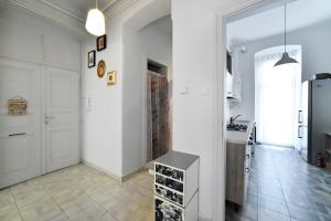1BR in central Zagreb & main station, free parking