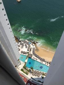 Suite en torres gemelas vista al mar