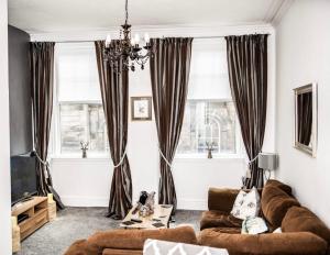 Rose Apartment 2-Bed Apt Sleeps 4 Town Centre Ayr